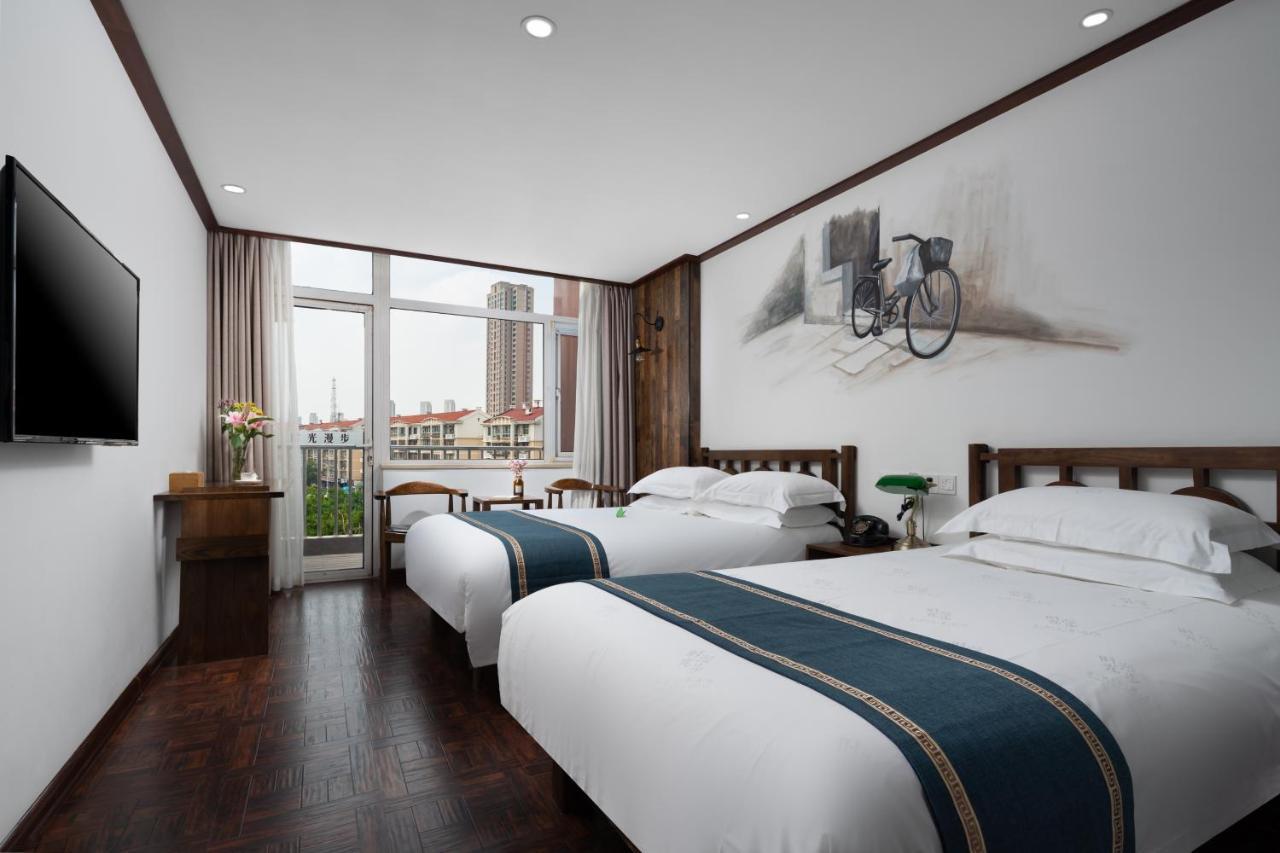 Nostalgia Hotel Near Tianjin Polar Ocean Word- Tianjin Fonte Joy World, 10 Minutes Drive Away From Tianjin Tanggu High-Speed Railway Station, Free Ice-Cream, Mineral Water, Snacks And Laundry Service, English Communication Well Экстерьер фото
