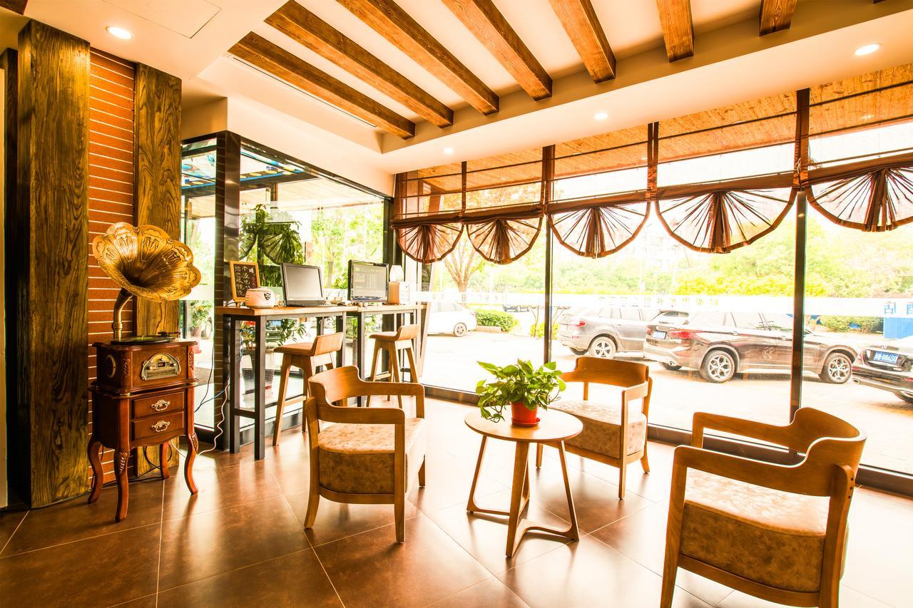 Nostalgia Hotel Near Tianjin Polar Ocean Word- Tianjin Fonte Joy World, 10 Minutes Drive Away From Tianjin Tanggu High-Speed Railway Station, Free Ice-Cream, Mineral Water, Snacks And Laundry Service, English Communication Well Экстерьер фото