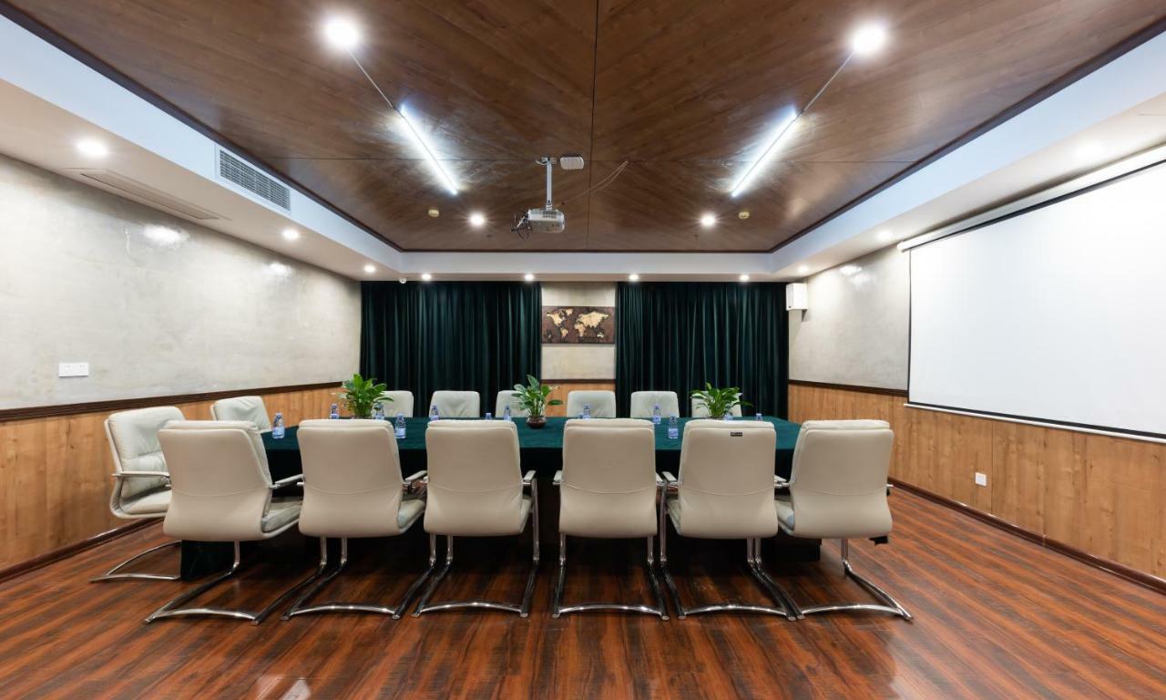 Nostalgia Hotel Near Tianjin Polar Ocean Word- Tianjin Fonte Joy World, 10 Minutes Drive Away From Tianjin Tanggu High-Speed Railway Station, Free Ice-Cream, Mineral Water, Snacks And Laundry Service, English Communication Well Экстерьер фото