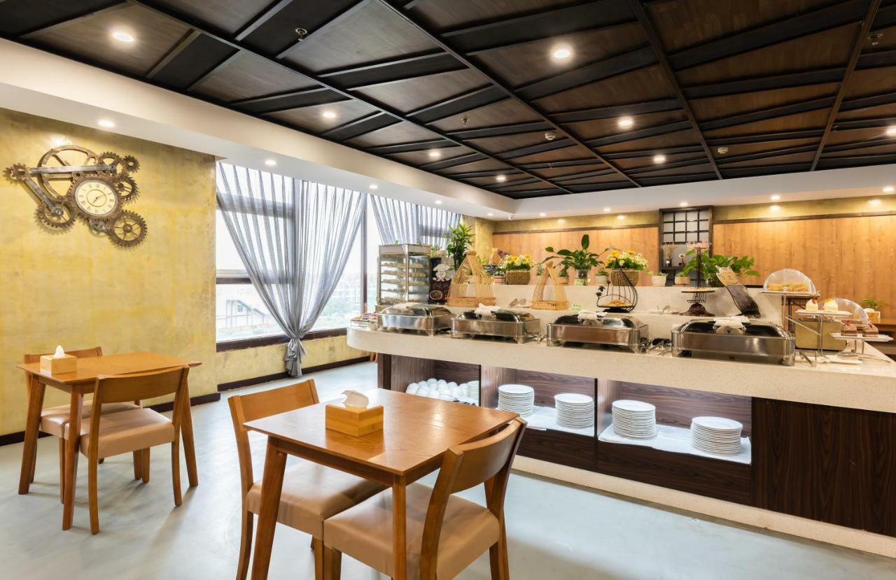Nostalgia Hotel Near Tianjin Polar Ocean Word- Tianjin Fonte Joy World, 10 Minutes Drive Away From Tianjin Tanggu High-Speed Railway Station, Free Ice-Cream, Mineral Water, Snacks And Laundry Service, English Communication Well Экстерьер фото